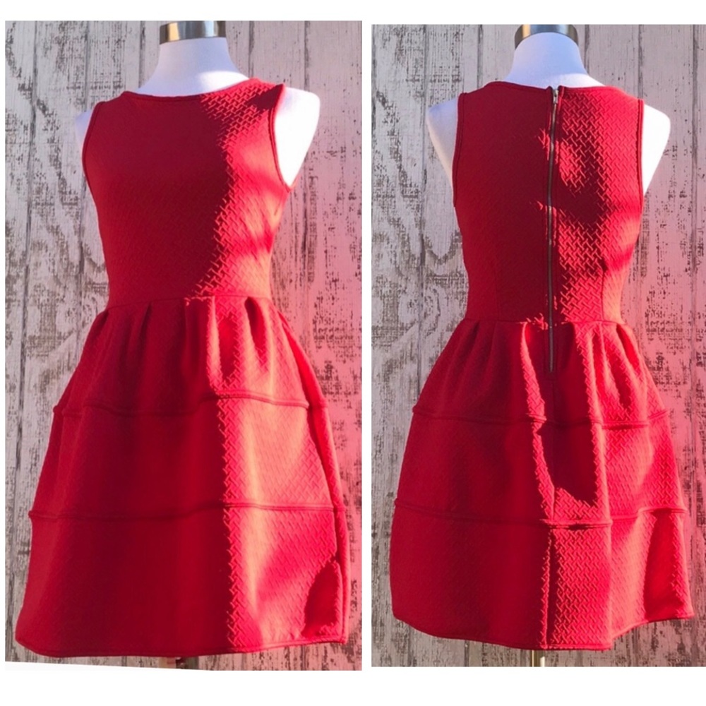 Exposed Zip Dress Red Alya